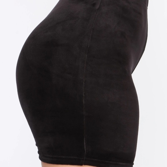 Velour Set - Picture 7 of 7